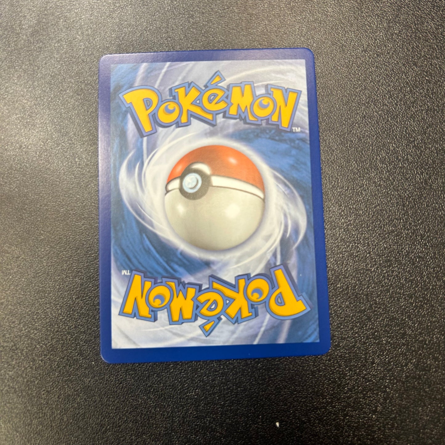 Pokemon TCG Vaporeon VMAX Full Art 030/203 Evolving Skies