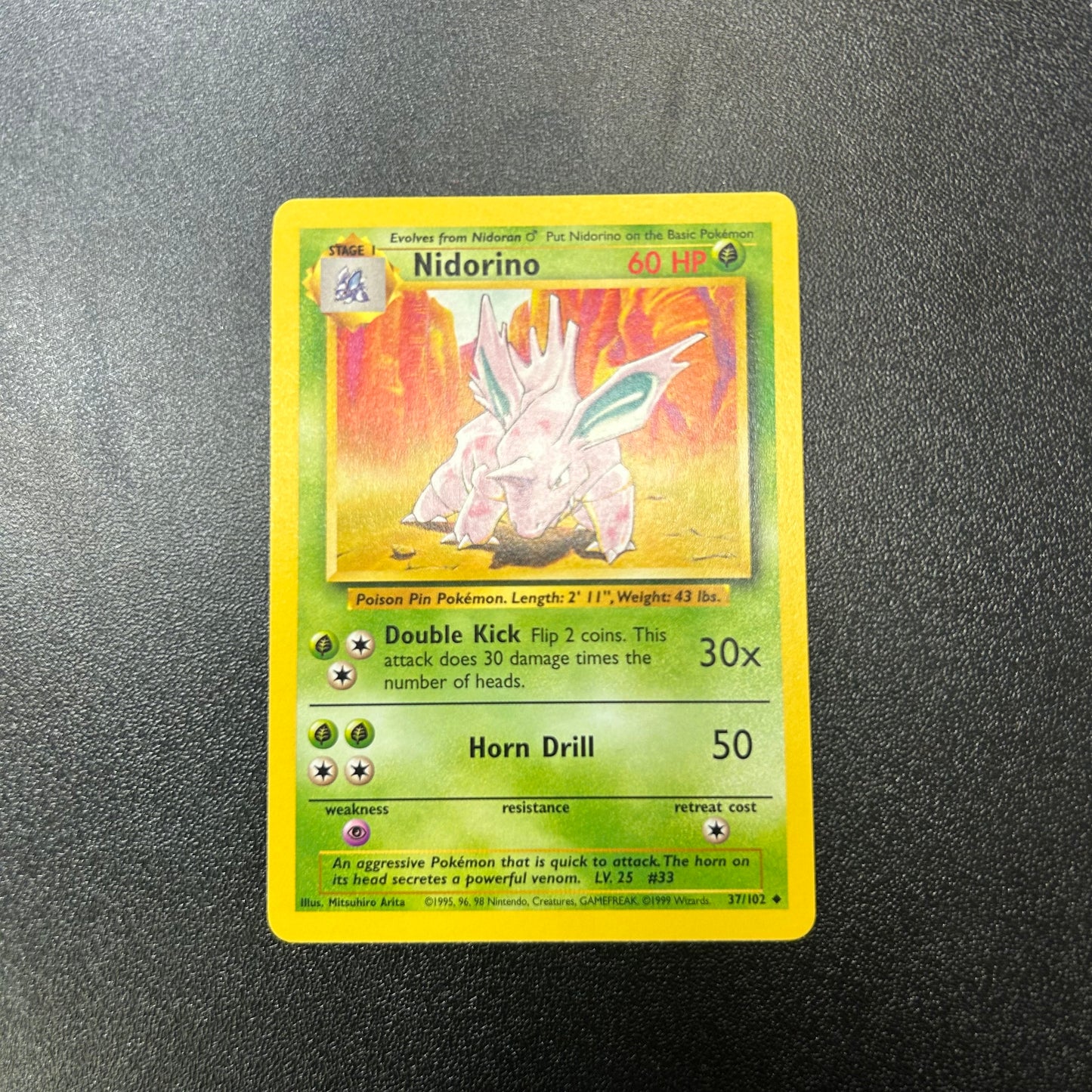 Pokemon TCG Nidorino 37/102 Base Set Unlimited Uncommon